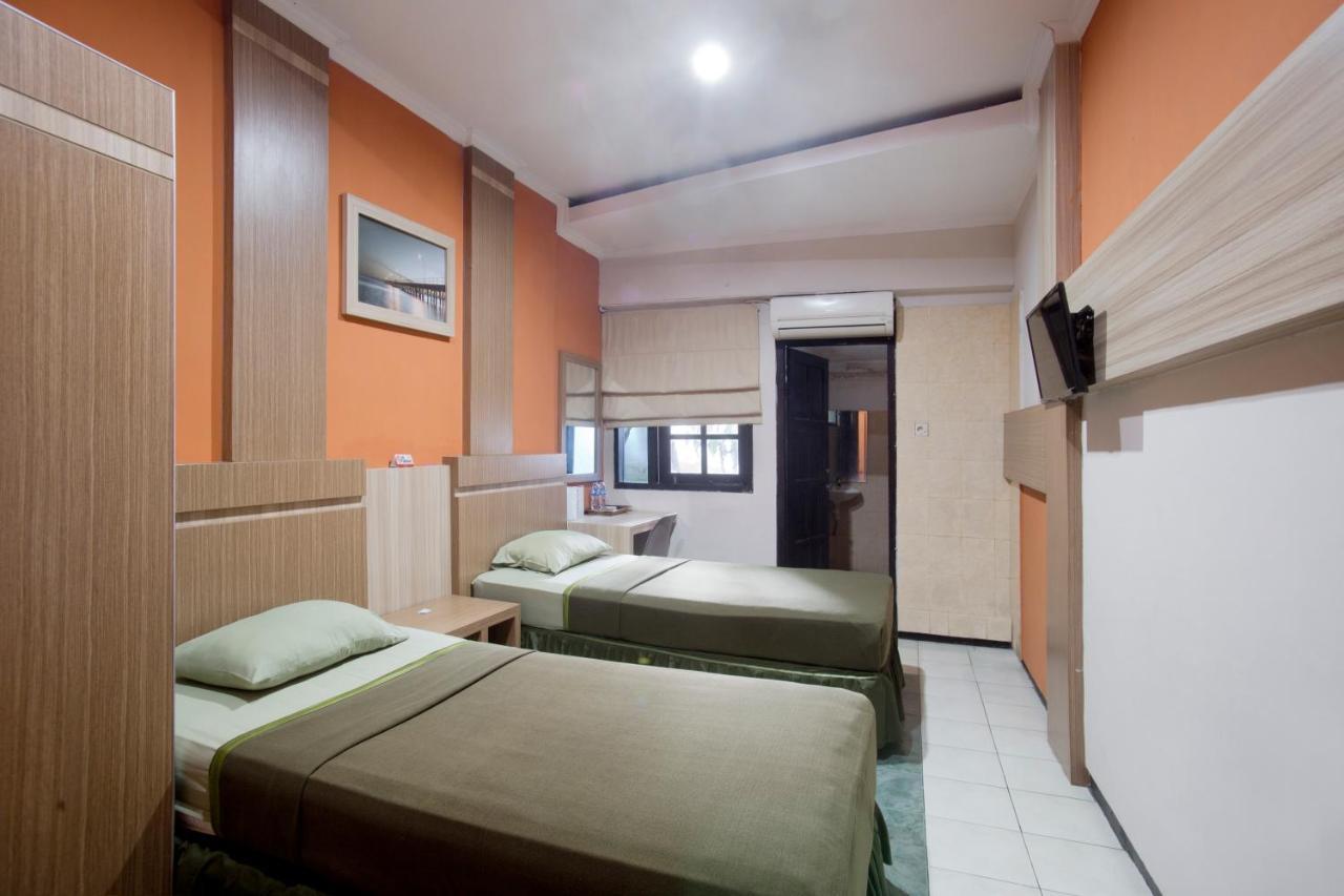 Hotel Galuh Anindita Джокьякарта Экстерьер фото